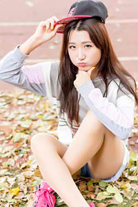 她和她的她