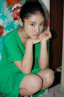 美女解开扒掉内衣视频